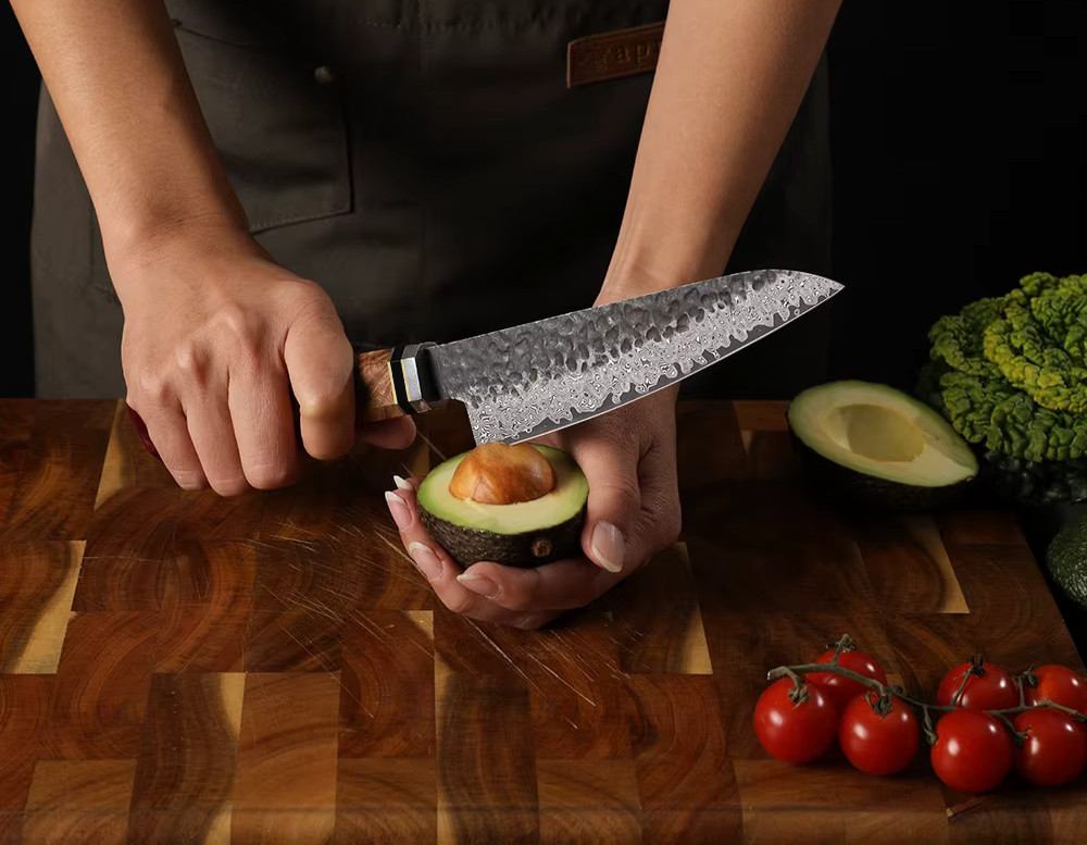 One Cuchillo Acero Damasco 6"